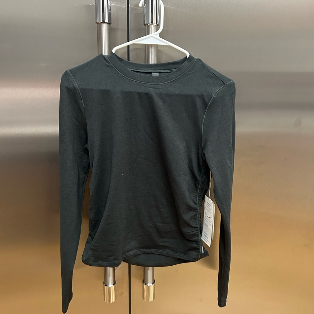 Vuori Aspen Heather Long Sleeve Tee